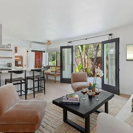 Private Garden And Family Friendly Apartamento